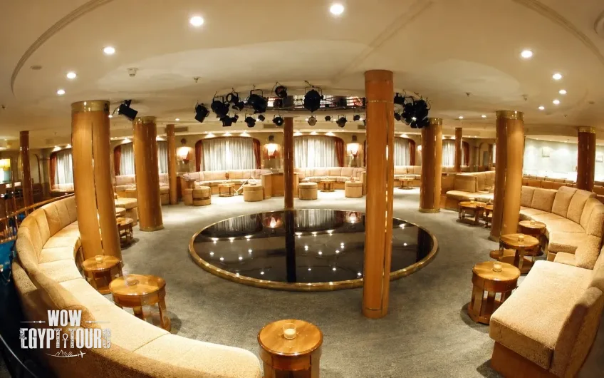Bar on Monte Carlo Cruise