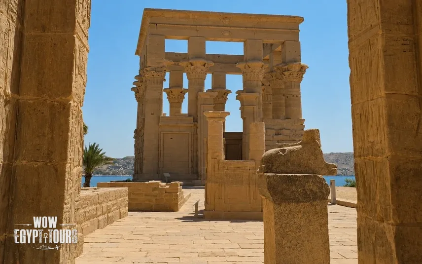 Aswan and Abu Simbel Overnight Tour from Luxor by Train