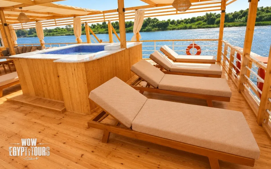 Sun deck & jacuzzi on Nile Dahabiya Nile River Cruise