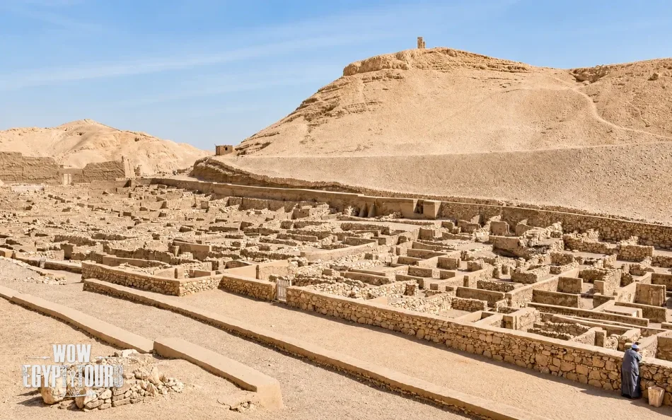 Medinet Habu Temple, Ramesseum Temple and Deir el-Medina Tour