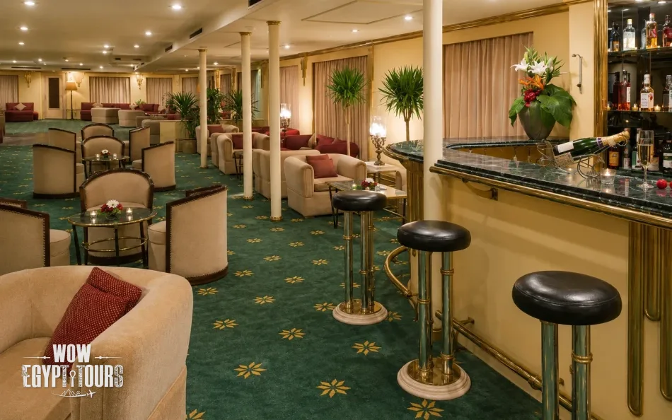 Bar on Movenpick Prince Abbas Lake Nasser Cruise