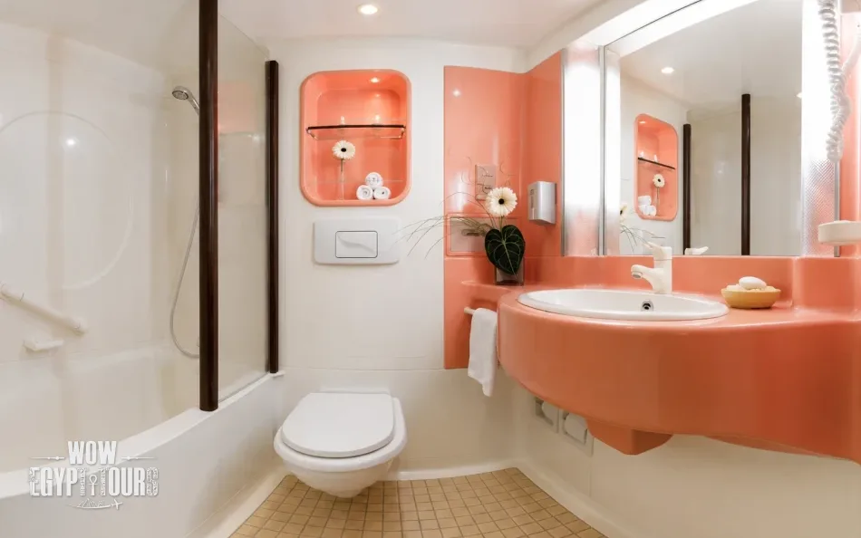 Bathroom on Movenpick Prince Abbas Lake Nasser Cruise