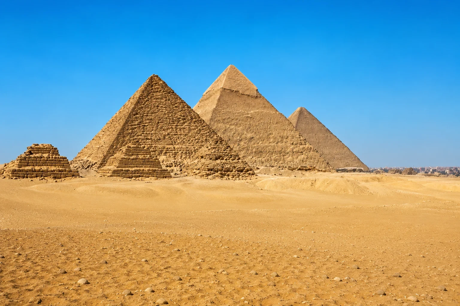 Giza Pyramids Egypt – The Three Great Pyramids of Khufu, Khafre and Menkaure on the Giza Plateau