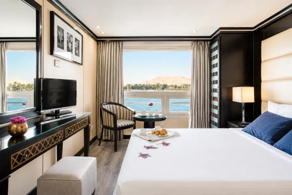 Double cabin with a large bed aboard Nile Style Nile Cruise